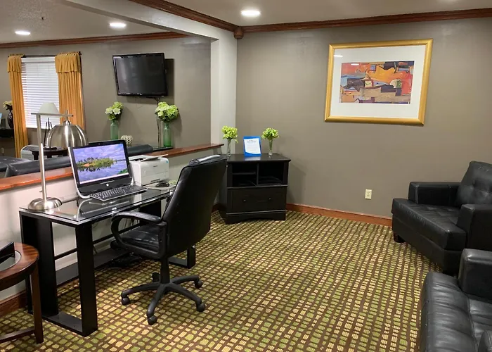 Baymont By Wyndham Piqua