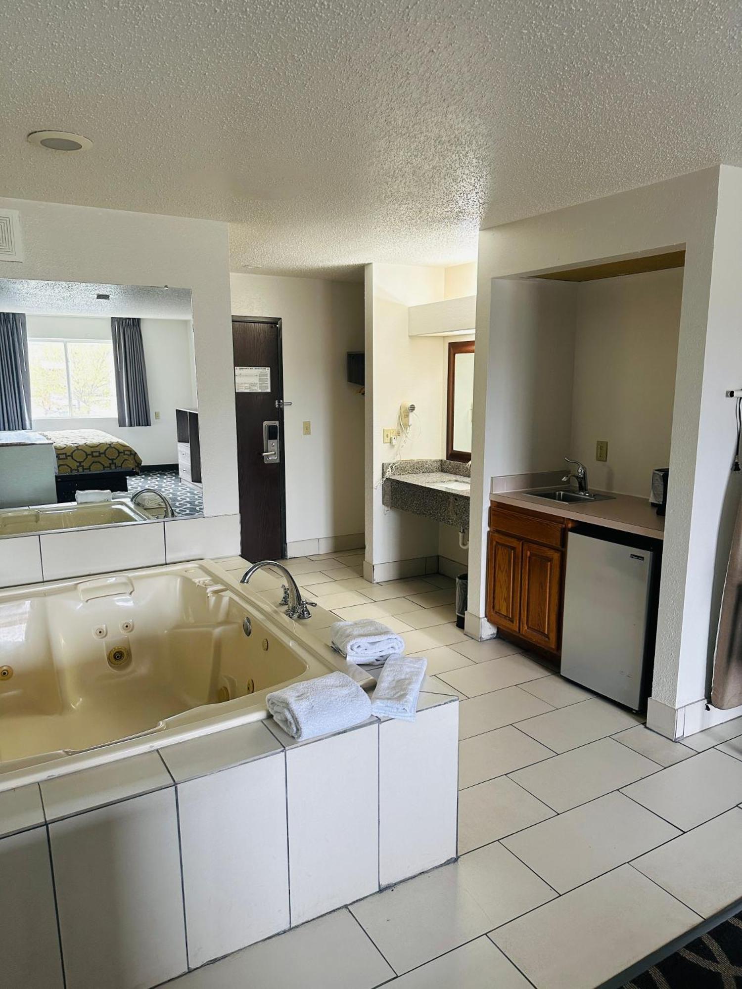 Inn Baymont By Wyndham Piqua
