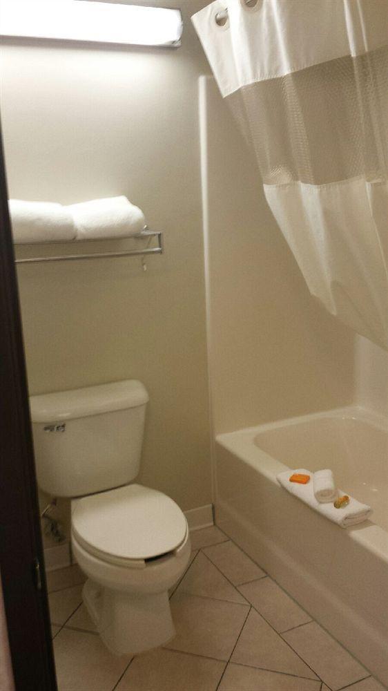 Baymont By Wyndham Inn Piqua