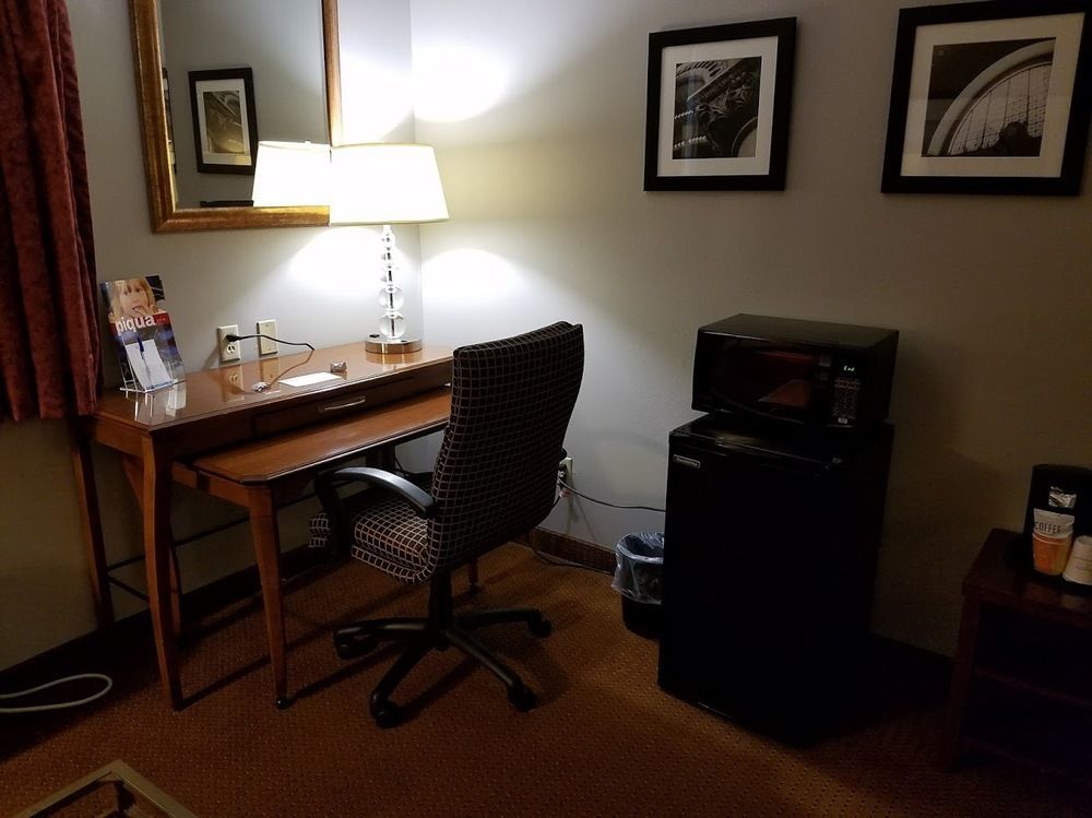 Inn Baymont By Wyndham 3*